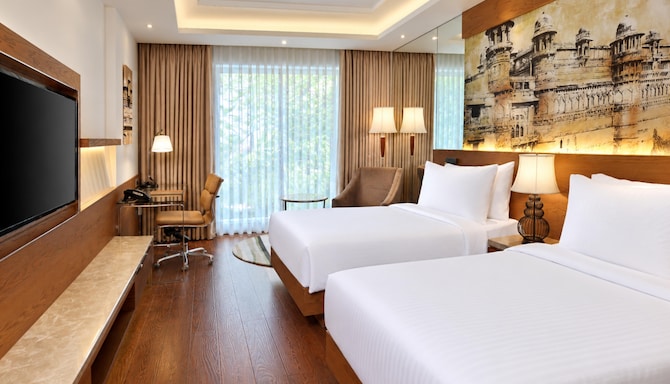 Radisson Hotel Gwalior - Superior Room