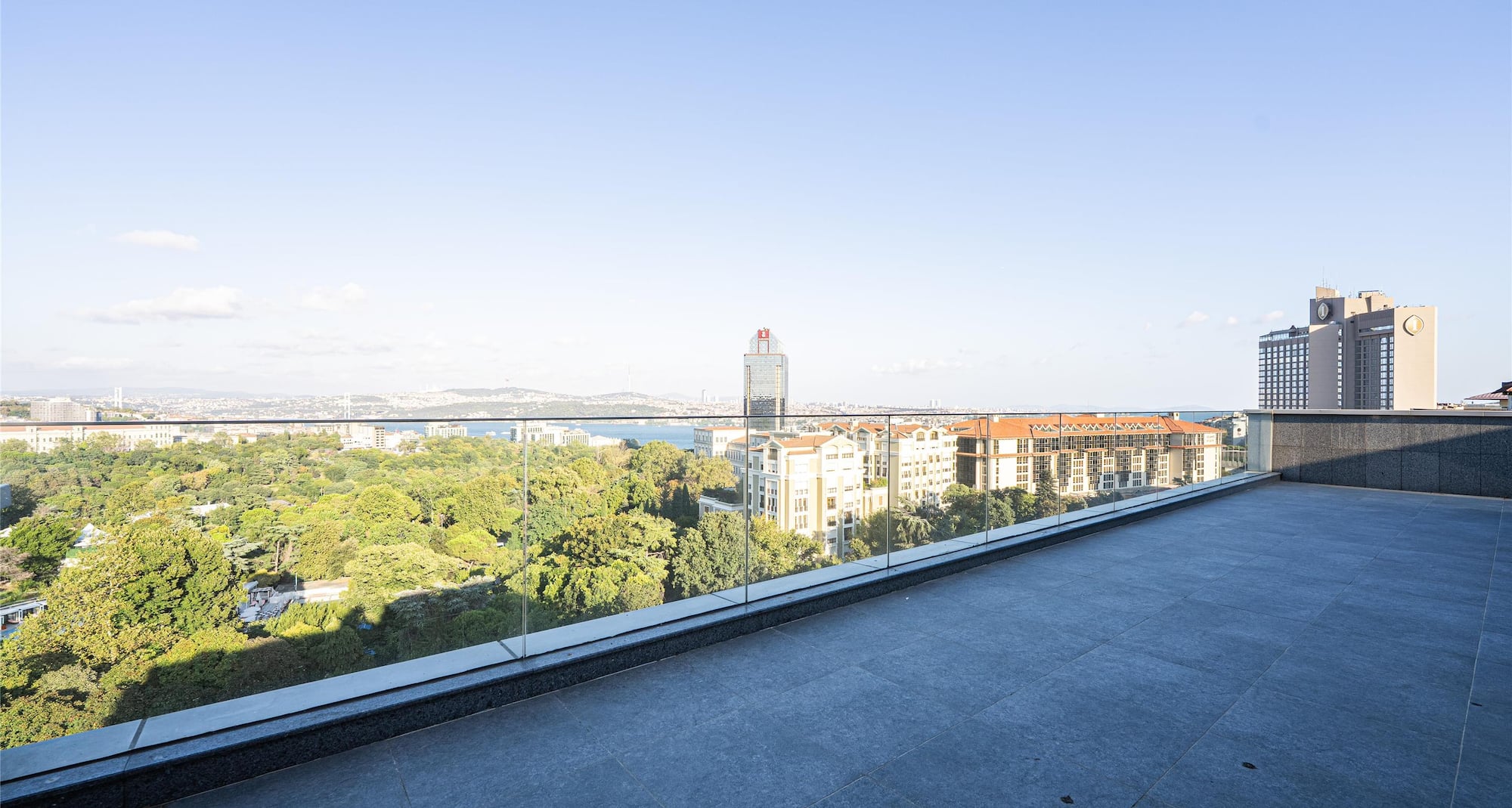 Radisson Hotel Istanbul Harbiye - View from suite