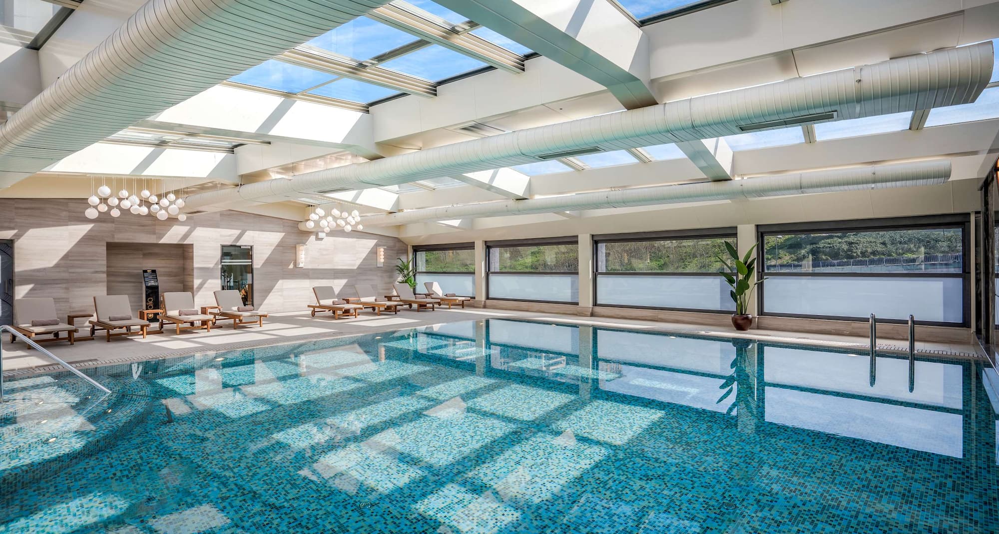 Radisson Hotel Istanbul Merter - Pool