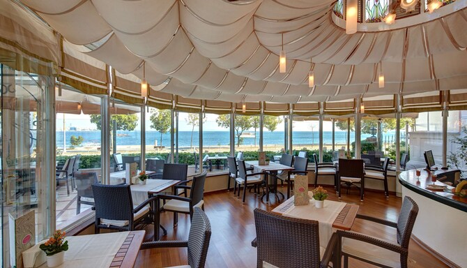 Radisson Hotel Istanbul Sultanahmet - Marmara Cafe