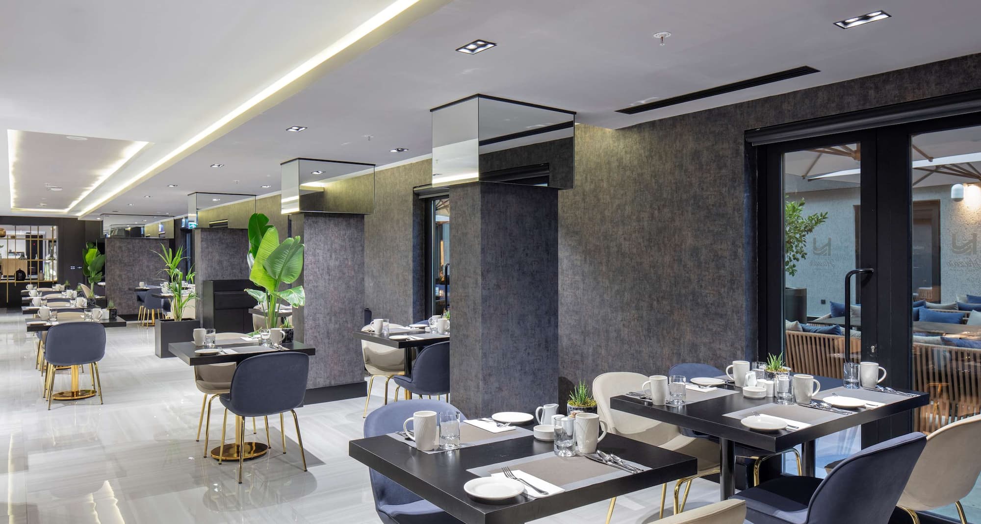 Radisson Hotel Izmir Aliaga - Breakfast Area