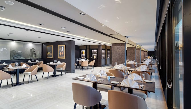 Radisson Hotel Izmir Aliaga - Restaurant