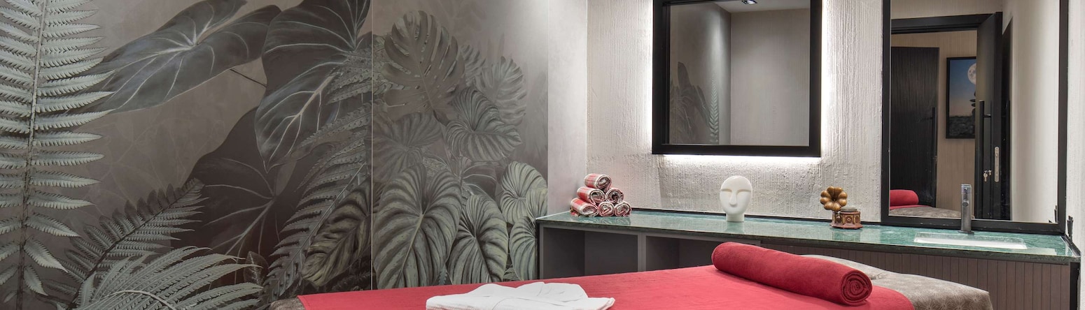 Radisson Hotel Izmir Aliaga - Spa