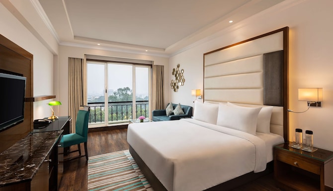 Radisson Hotel Jaipur City Center - Superior Room