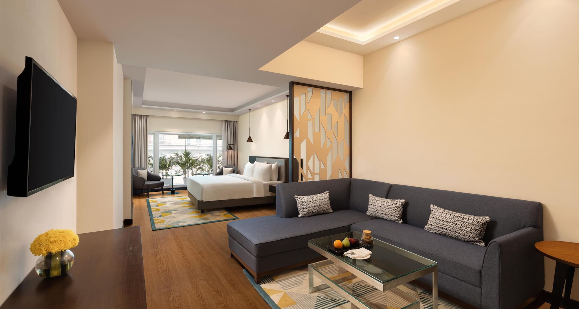 Radisson Hotel Jaipur City Center - Junior Suite Seating Area