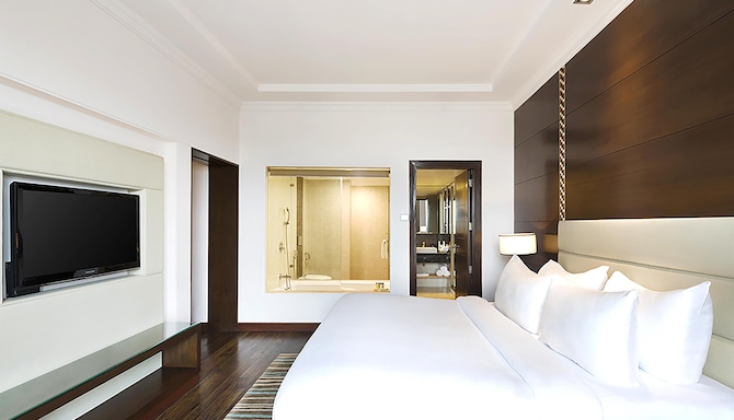 Radisson Hotel Jaipur City Center - Suite