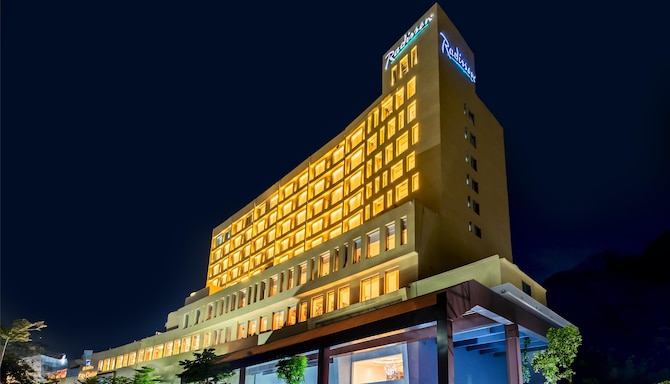 Radisson Hotel Jamshedpur - Facade