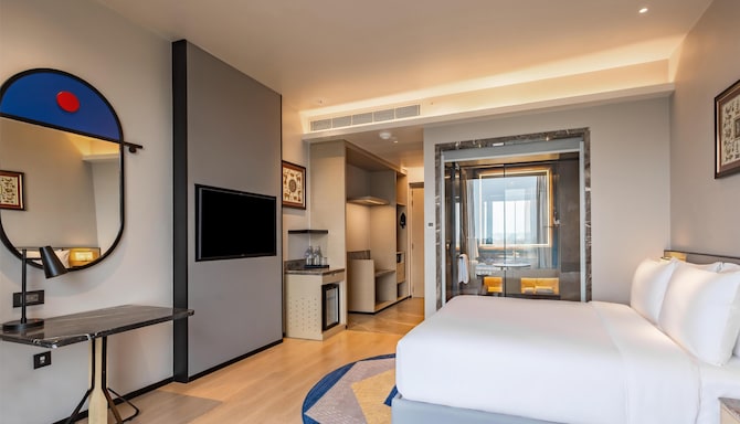 Radisson Hotel Jamshedpur - Superior room with club access