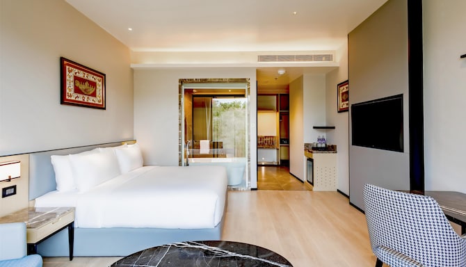 Radisson Hotel Jamshedpur - Deluxe room