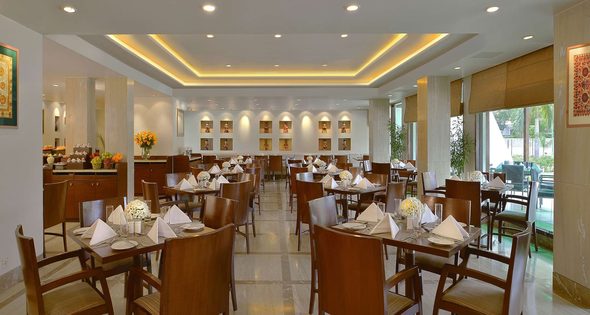 Radisson Jass Khajuraho - Temple Cafe Coffee Shop