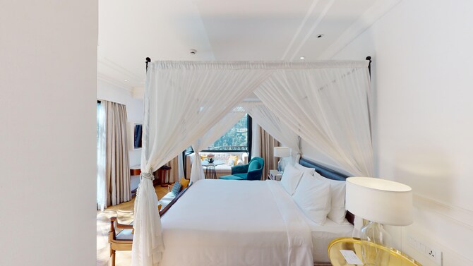 Radisson Hotel Jass Shimla - One Bed Suite