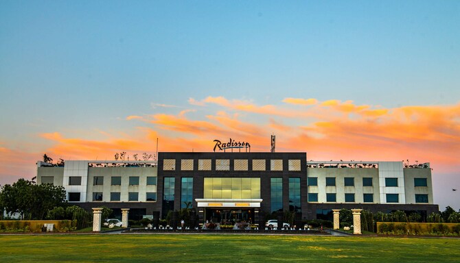 Radisson Hotel Kandla - Exterior