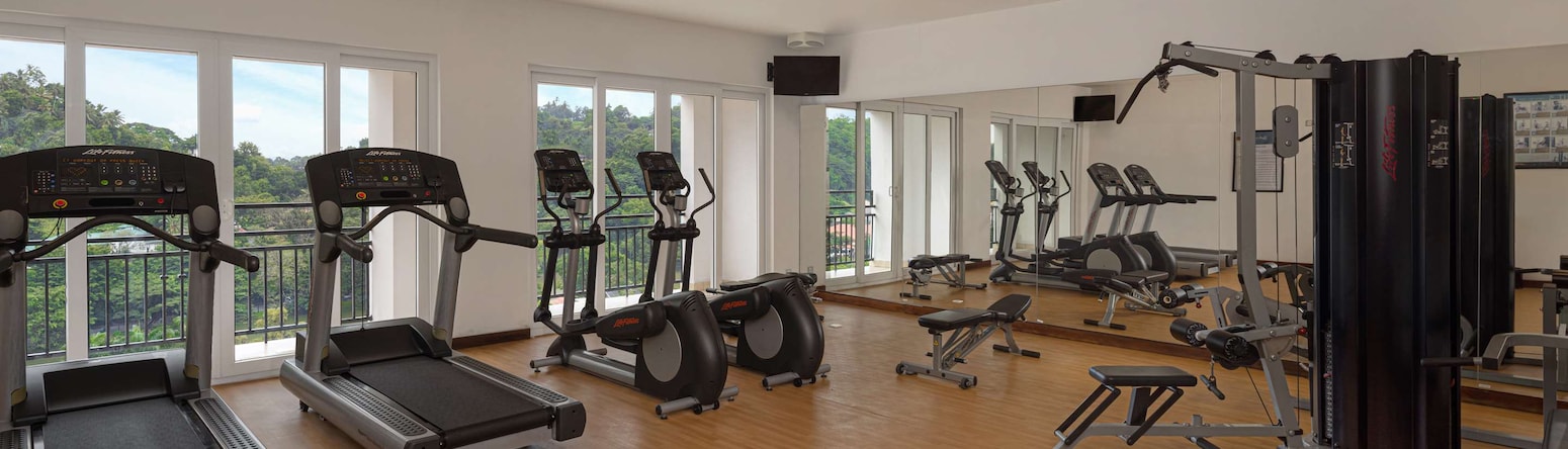 Radisson Hotel Kandy - Gym