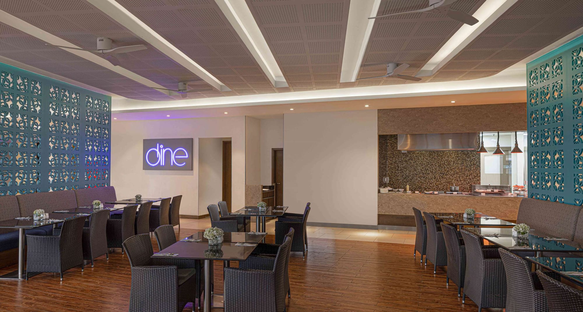Radisson Hotel Kandy - Dine Restaurant