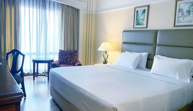 Radisson Hotel Kathmandu - Superior Room
