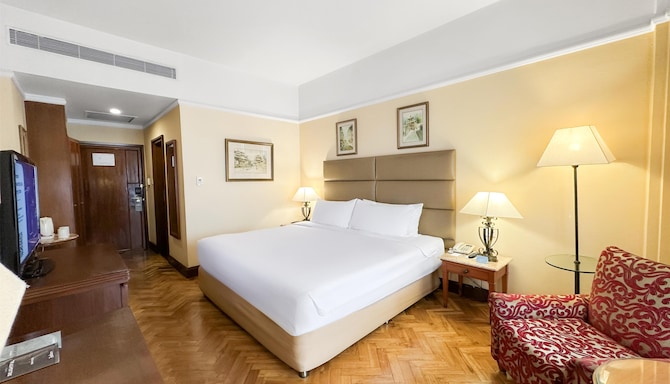 Radisson Hotel Kathmandu - Superior King Room