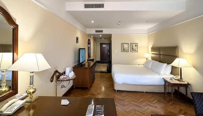 Radisson Hotel Kathmandu - Business Class Room