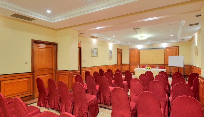Rara Hall
