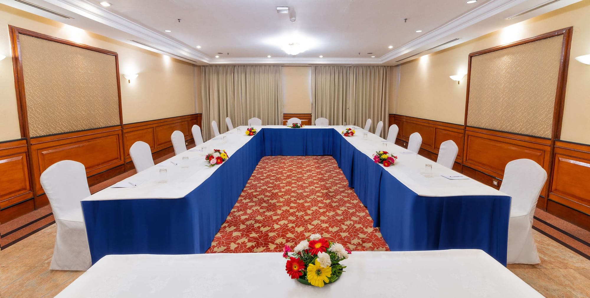 Radisson Hotel Kathmandu - Gosainkunda Hall