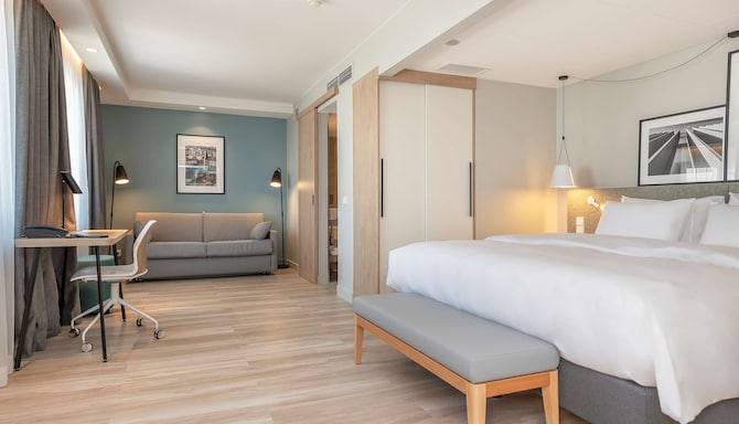 Radisson Hotel Kaunas - Presidential Suite bedroom