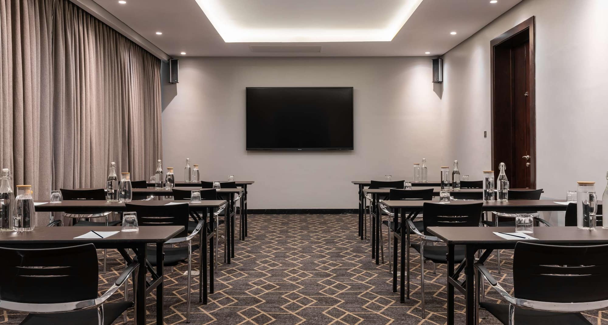 Radisson Hotel Lagos Ikeja - Meetings Events Classroom set up