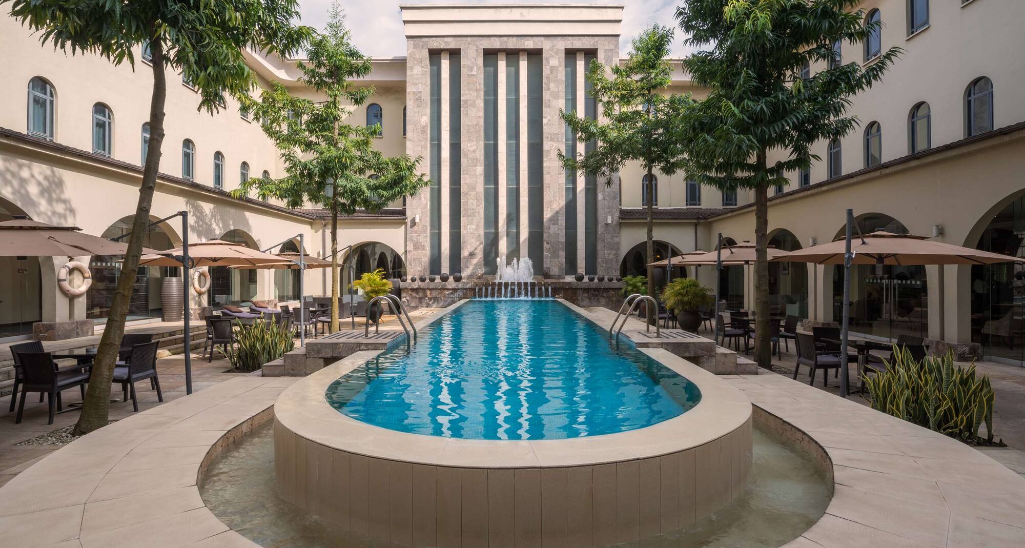 Radisson Hotel, Lagos Ikeja - Swimming pool
