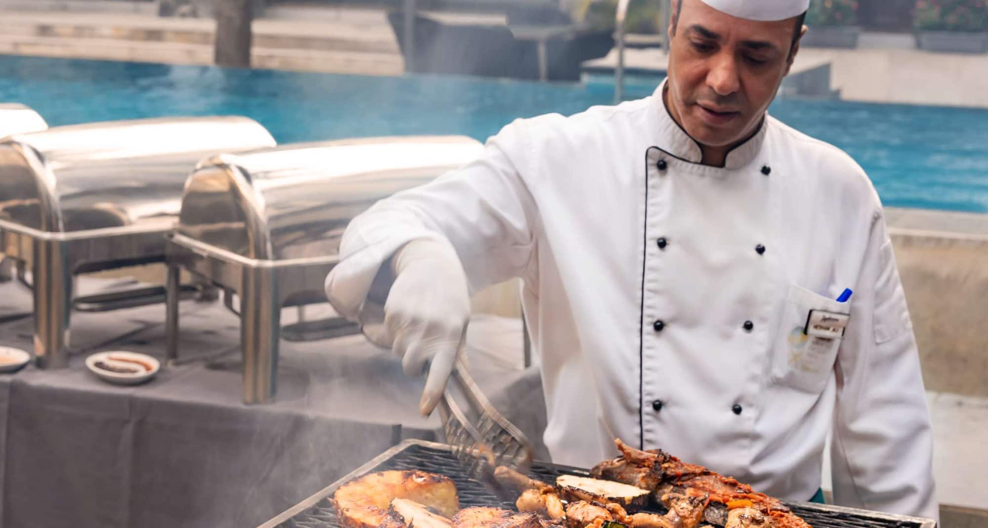 Radisson Hotel Lagos Ikeja - Outdoor Grill Poolside