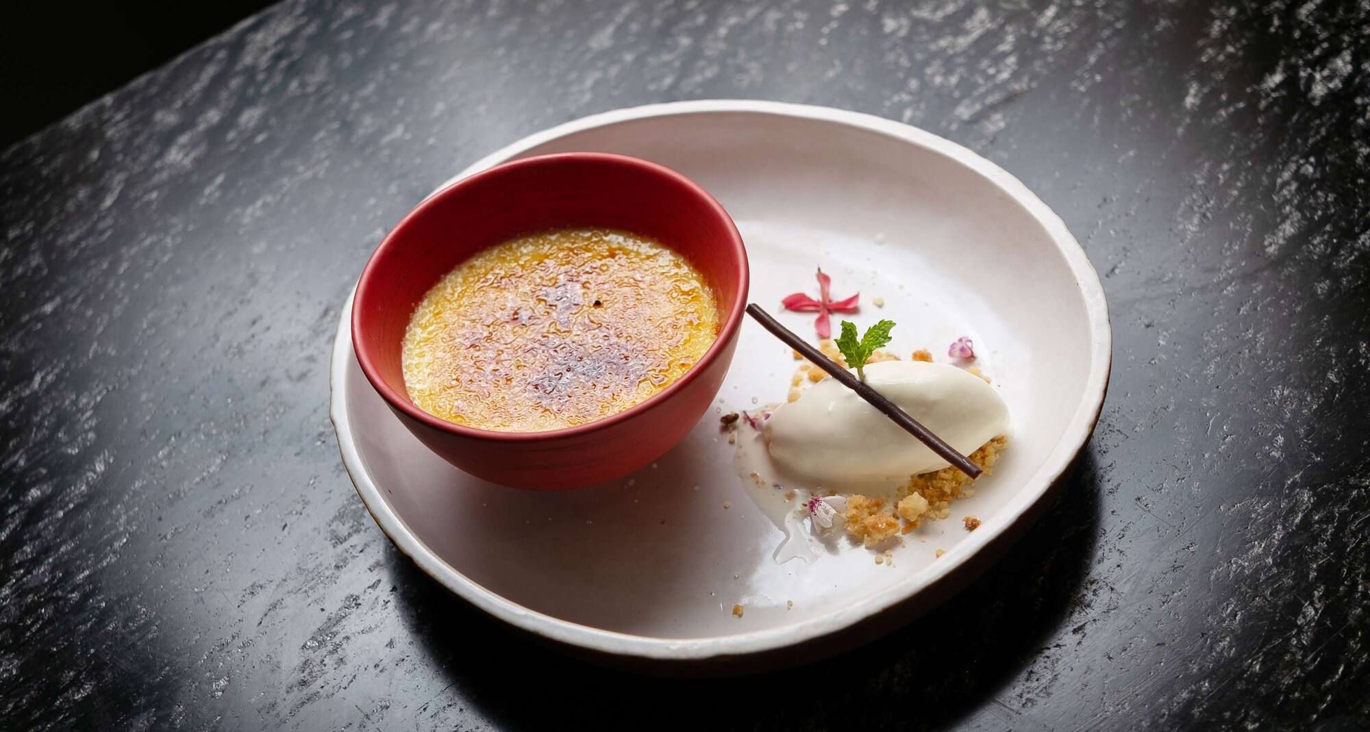 Radisson Hotel Lampung Kedaton - Cream Catalana