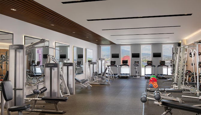 Radisson Hotel Lampung Kedaton - Gym