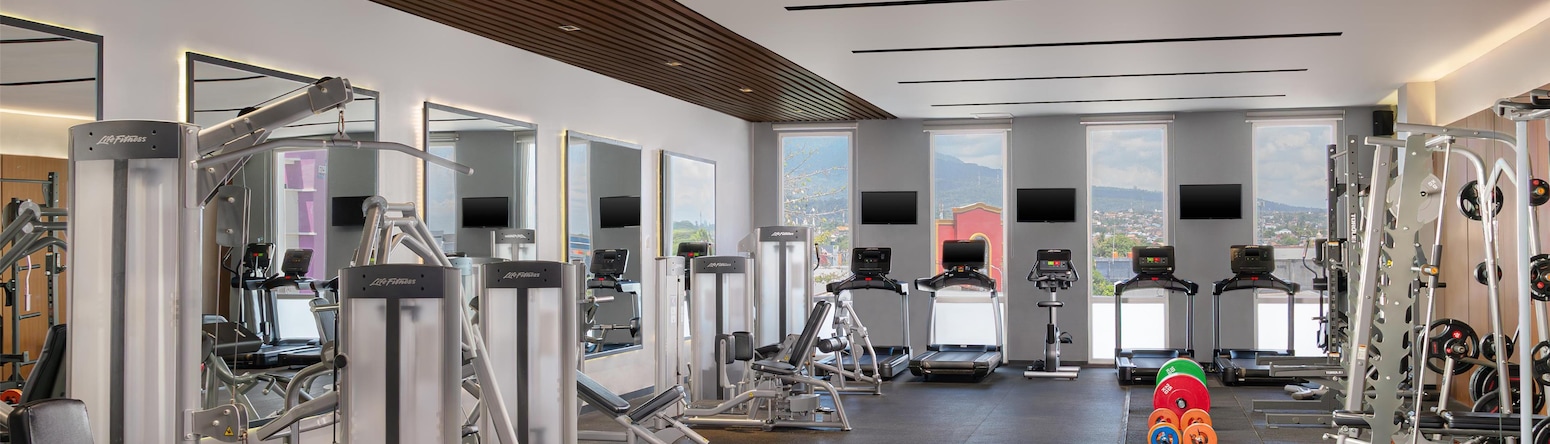 Radisson Hotel Lampung Kedaton - Gym