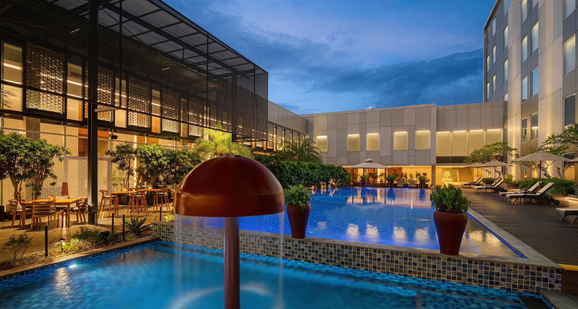 Radisson Hotel Lampung Kedaton - Swimming pool