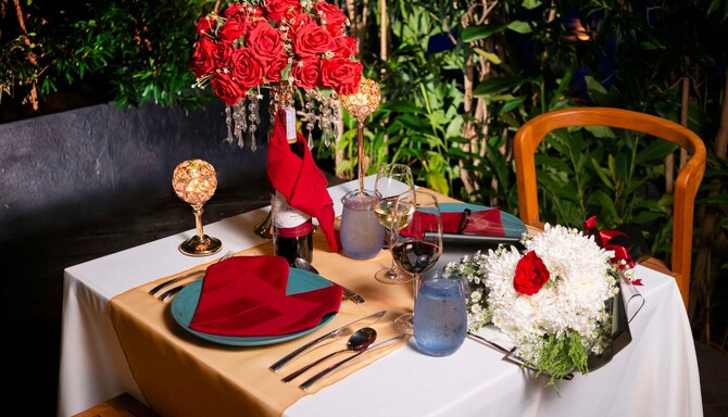 Enjoy alfresco dining | Radisson Lampung Kedaton