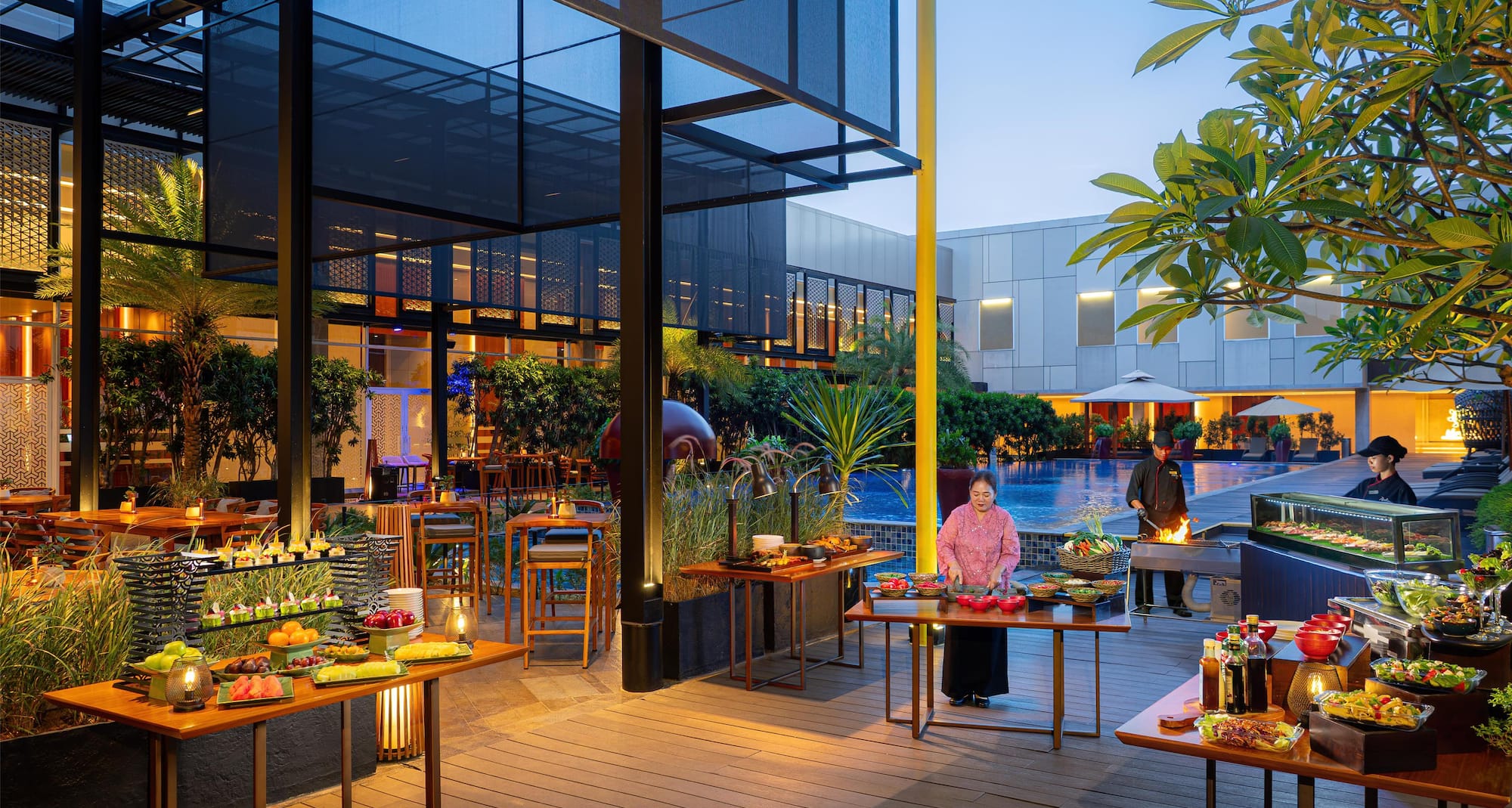 Radisson Hotel Lampung Kedaton - Amuse Pool Bar and Restaurant BBQ Event