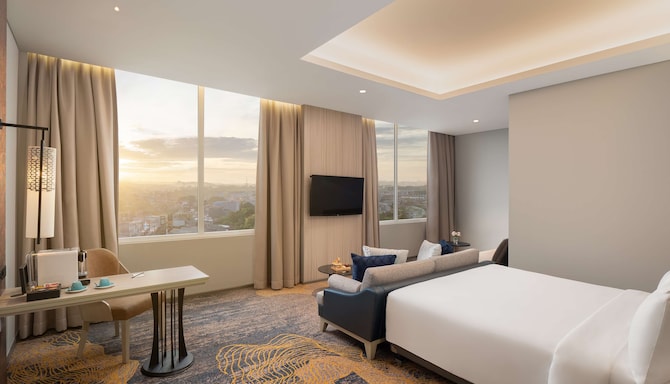 Radisson Hotel Lampung Kedaton - Junior Suite with city view
