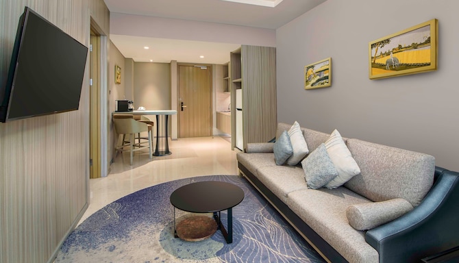 Radisson Hotel Lampung Kedaton - One Bedroom Suite Living Room