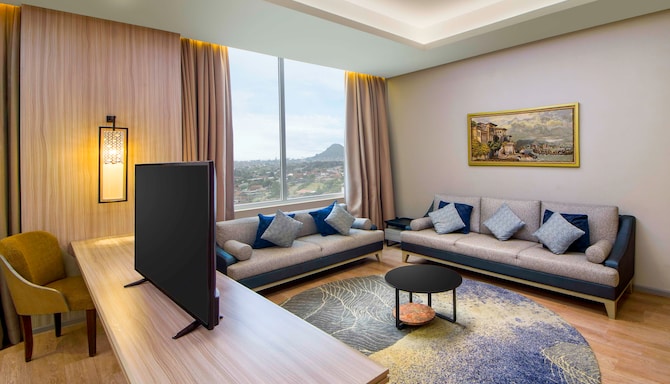 Radisson Hotel Lampung Kedaton - Studio Suite Living Room