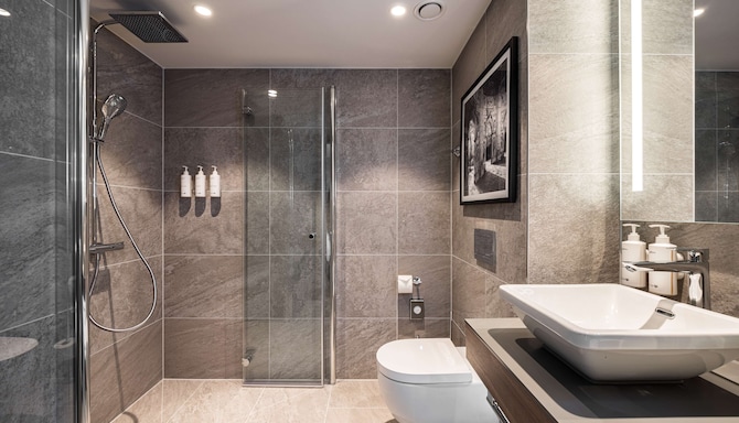 Radisson Hotel Leipzig - Superior Room Bath