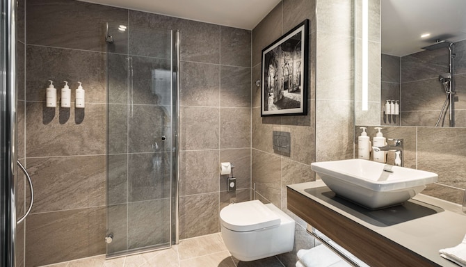 Radisson Hotel Leipzig - Superior Room - High Floor Bath