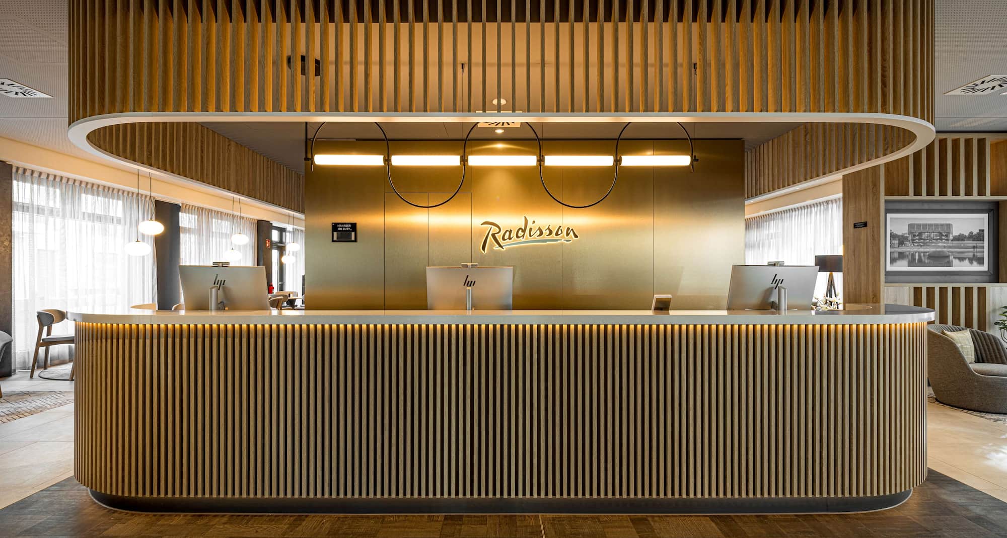Hotels Am Flughafen Leipzig Mit Transfer www.radissonhotels.com