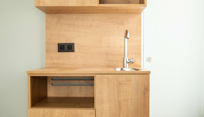 Radisson Hotel Liege City Centre - Superior Room kitchenette