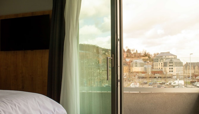 Radisson Hotel Liege City Centre - Superior Room balcony