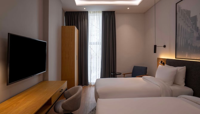 Radisson Hotel Madinah - Standard & Superior Twin Room