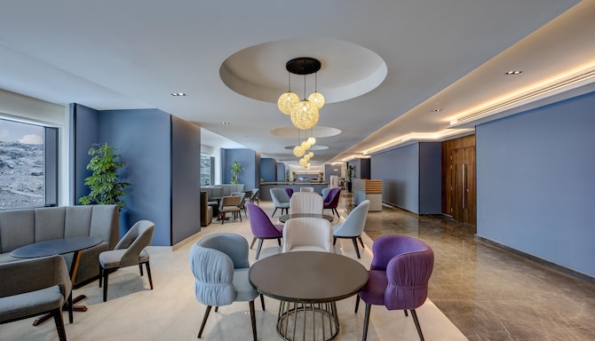 Radisson Hotel Makkah Thakher City - Mezzanine Floor