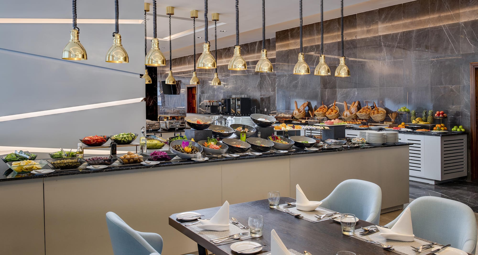 Radisson Hotel Makkah Thakher City - Breakfast Area