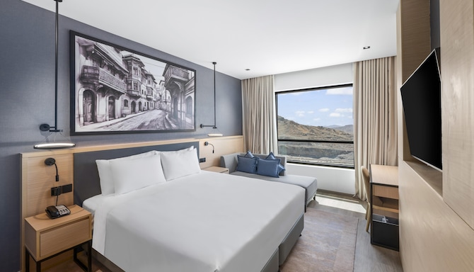 Radisson Hotel Makkah Thakher City - Superior Room King Bed