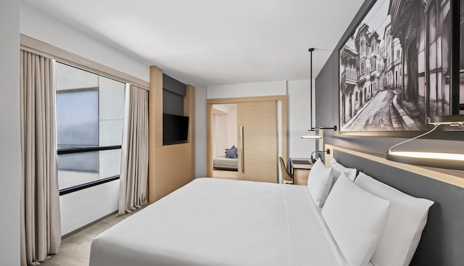 Radisson Hotel Makkah Thakher City - Family Suite