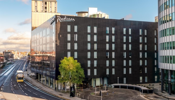 Radisson Hotel Manchester City Centre, A Verified Net Zero Hotel - Ulkonäkymä