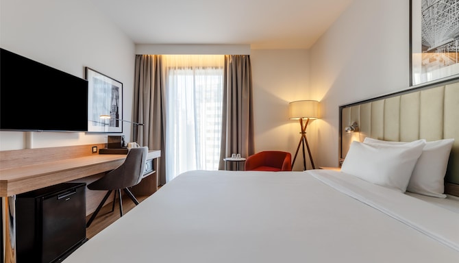 Radisson Hotel Manchester City Centre, A Verified Net Zero Hotel