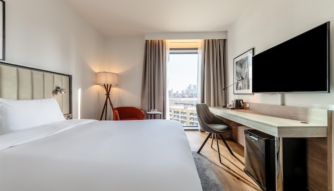 Radisson Hotel Manchester City Centre, A Verified Net Zero Hotel