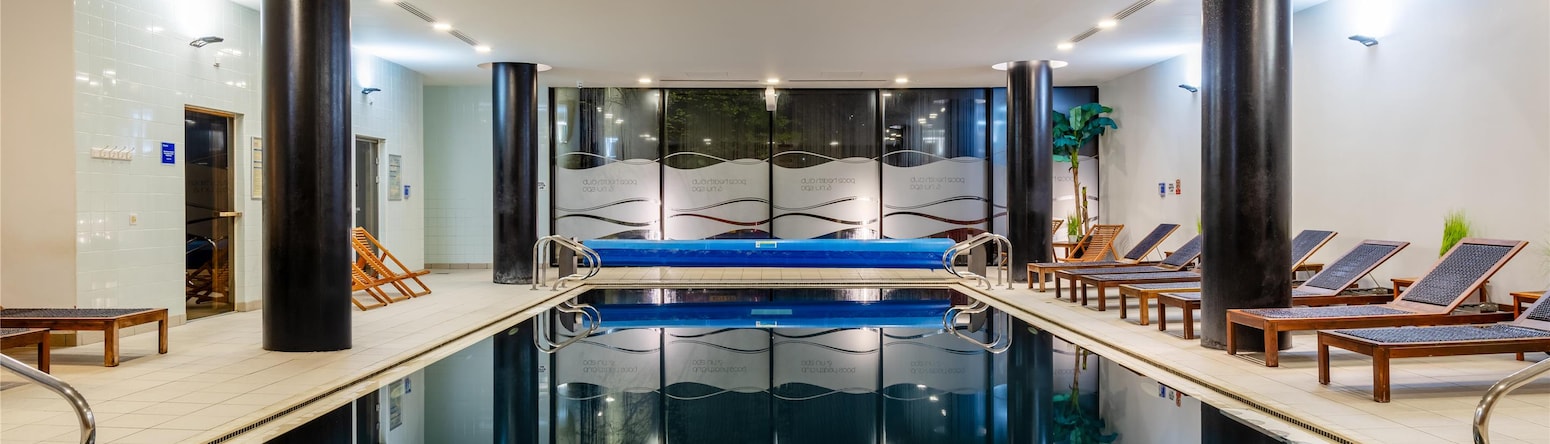 Radisson Hotel Manchester City Centre, A Verified Net Zero Hotel - Swimming Pool